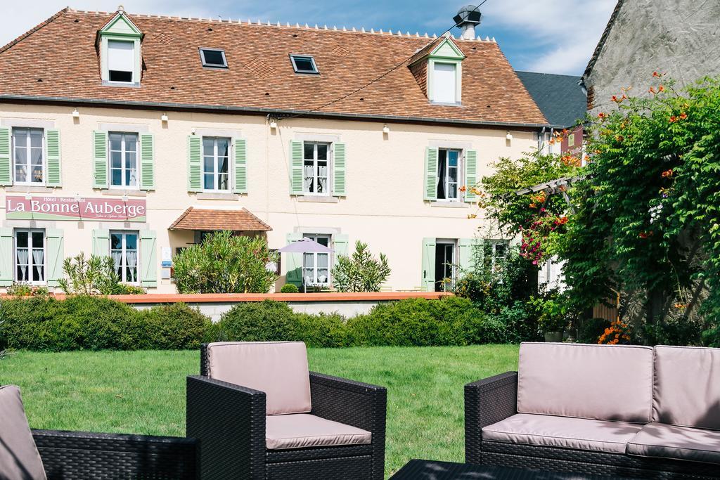 La Bonne Auberge Nouzerines Buitenkant foto