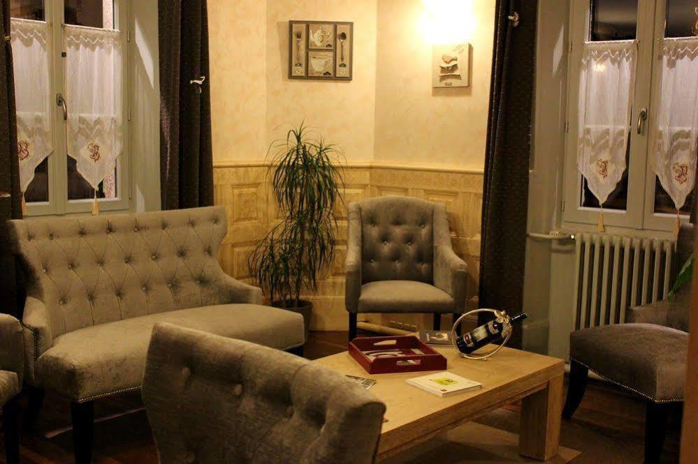 La Bonne Auberge Nouzerines Buitenkant foto